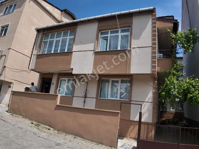 Re/max Land'den Gündoğdu Mahallesinde 4 Kat İmarlı Satılık Bina