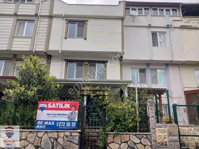 Remax Mavi Mert Can Doğanay'dan Satılık 4+1 Triplex