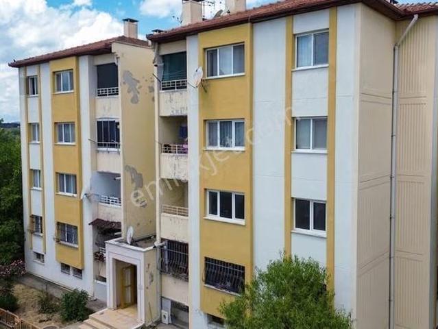 Remax Mavi Rıdvan Gedikten Adapazarı Camilide 3+1 Kiralık Daire