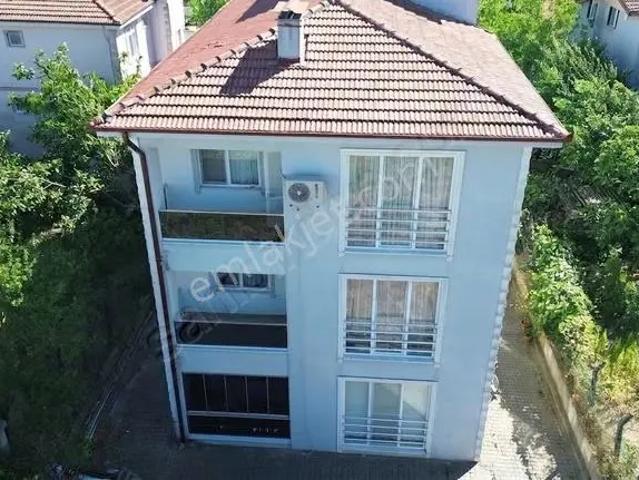 Remax Mavi Rıdvan Gedikten Kaynarcada 2+1 Satılık 85 M2 Daire