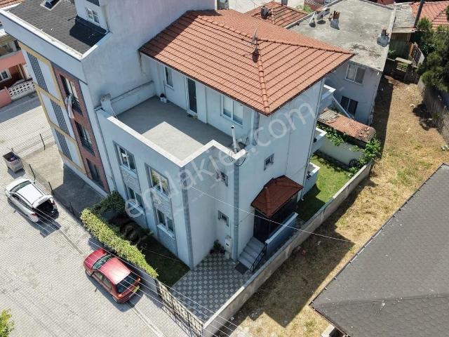 Remax Mavi'den Merkezi Konumda | 230 M² | 7+1 Yeni Tripleks
