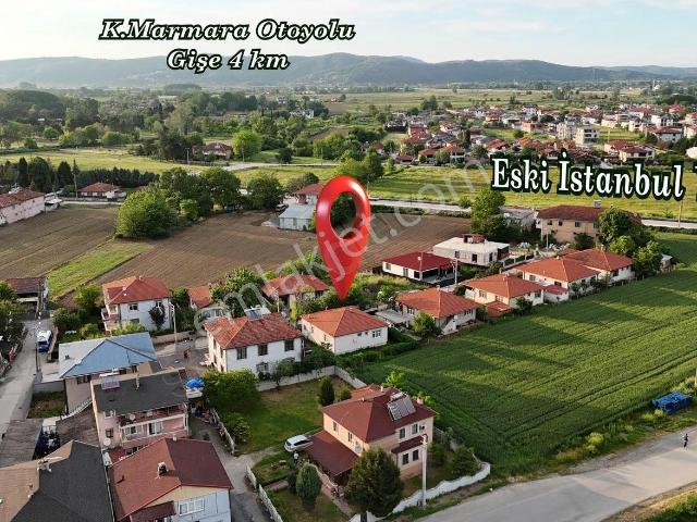 Remax Mavi'den Adapazarı'na 10 Dk. 342 M² Arsada Müstakil Ev