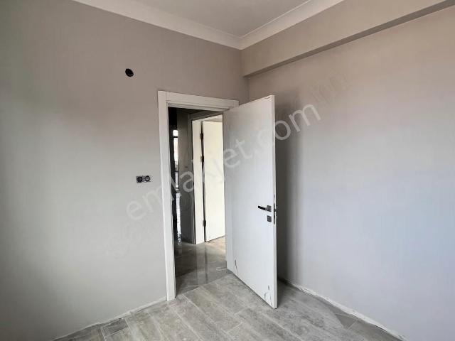 Remax Maviden Arifiyede 187 M2 4+1 Ters Dublex Daire