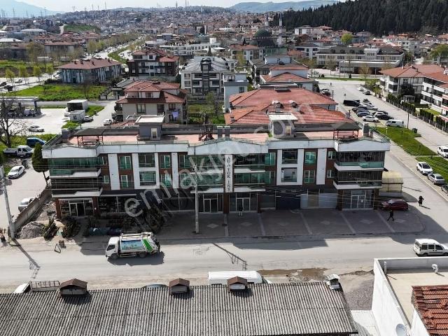 Re/max Mavi'den Erenler'de Sanayinin Merkezinde Satılık Dükkan