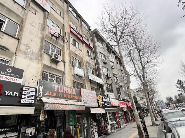 Remax Maviden Karaağaç Bulvarına Cephe Eşyalı 1+0 40 M2 Ofis