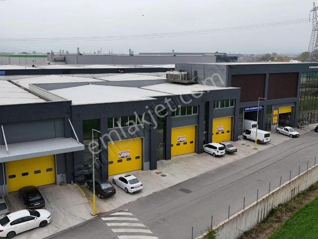 Remax Mavi'den Sakarya Yeni Sanayi Sitesin'de 2 Katlı Dükkan