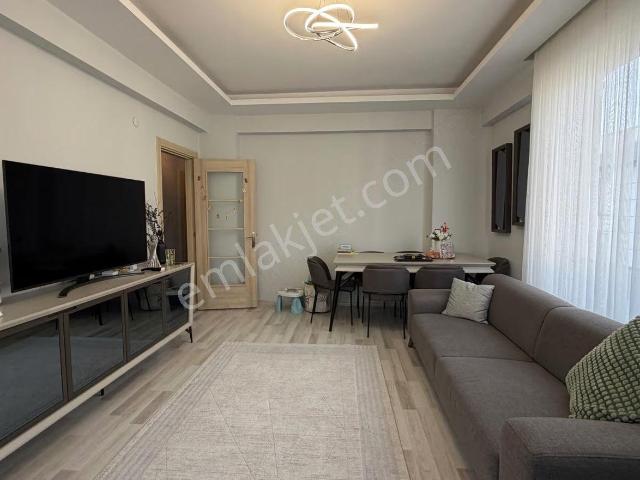 Remax Mavi'den Serdivan Yazlık'ta Satılık 2+1 Daire