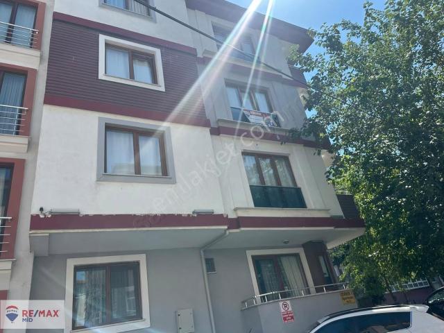 Remax Mid Altıeylül Sütlüce Mah Nef Civarı Eşyalı Kiralık 1+1