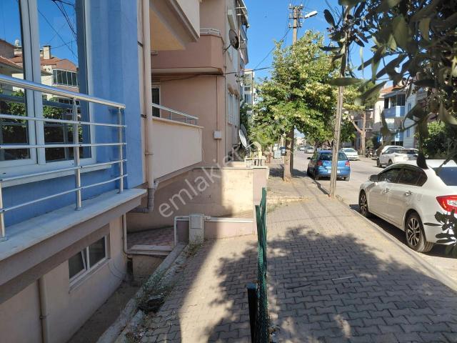 Remax Mid Atatürk Mahallesı Ümıt Sokak Kıralık 3+1 Daire
