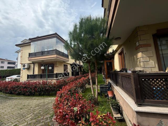 Remax Motto İlknur Doğan Satılık Villa