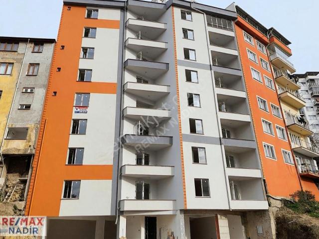 Remax Nadir'den Çıtlakkale'de Geniş 2+1 Daire
