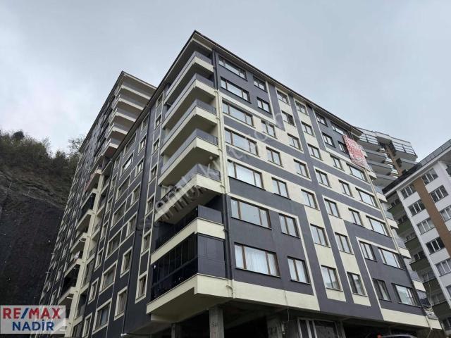 Remax Nadir'den Aksu Mahallesi Ön Blok 4. Kat Satılık 2+1