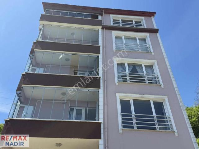 Re/max Nadirden Seldeğirmeninde 1+0 Kiralık Uygun Daire