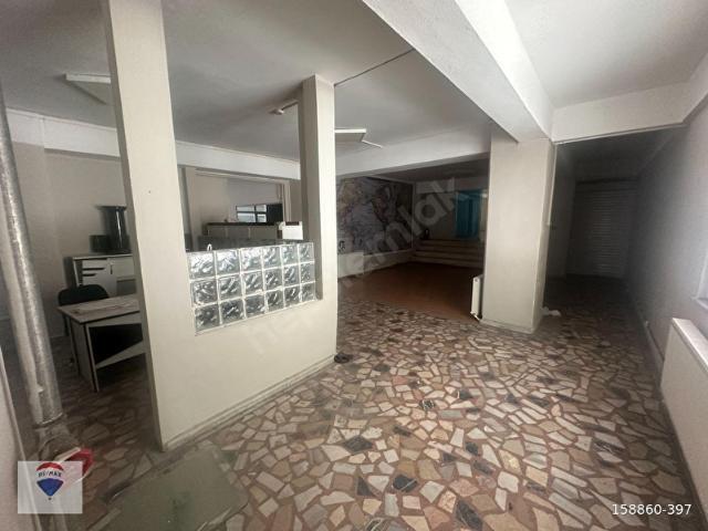 REMAX ONUR MALKOÇ E5 YAKINI IMALATHANE FLORYA BEŞYOL