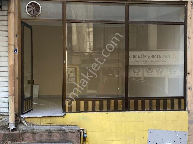 Remax Palastan İzmit Çarşı Merkezde Kiralık Dükkan
