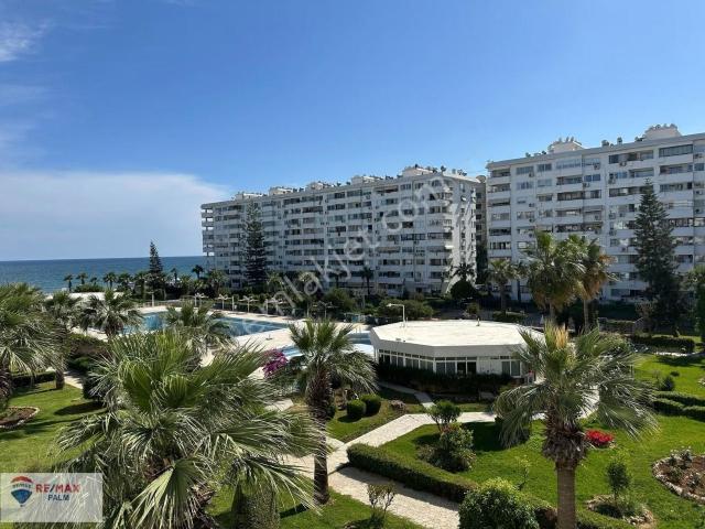 Remax Palm'den Denize Sıfır Denizhan 1 Sit.'de Yenilenmiş Daire