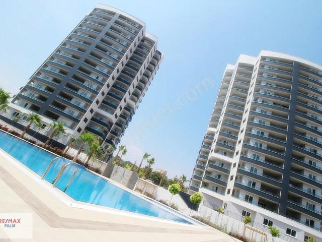 Remax Palm'den Çiftlikköy Mah.de Site İçerisinde Full Eşyalı 2+1