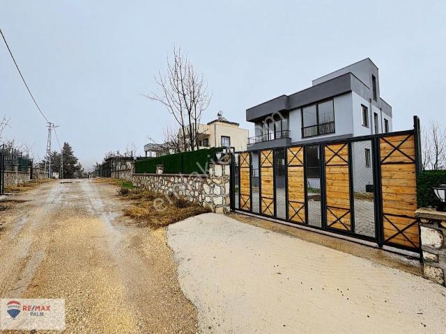 Remax Palm'den Kepirli'de Satılık Villa
