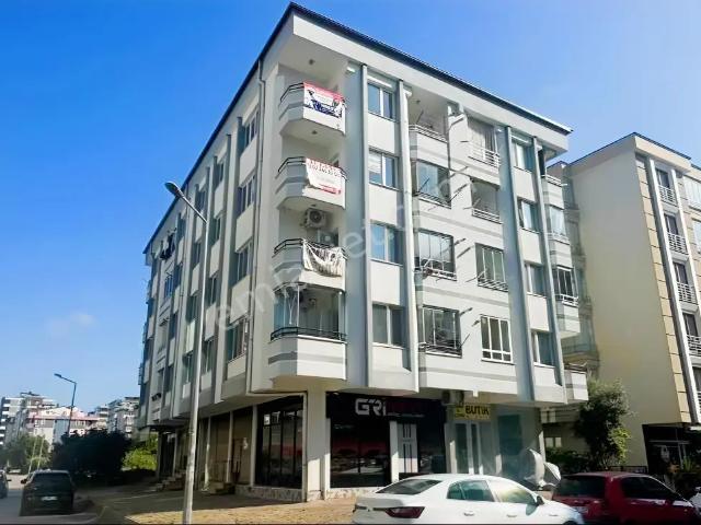 Remax Parla'dan Ana Yola Yakın Fırsat 3+1 Daire