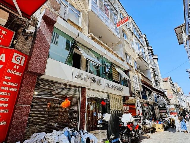 Remax Parla'dan Geniş Alana Sahip Ticari Satılık Dükkan !