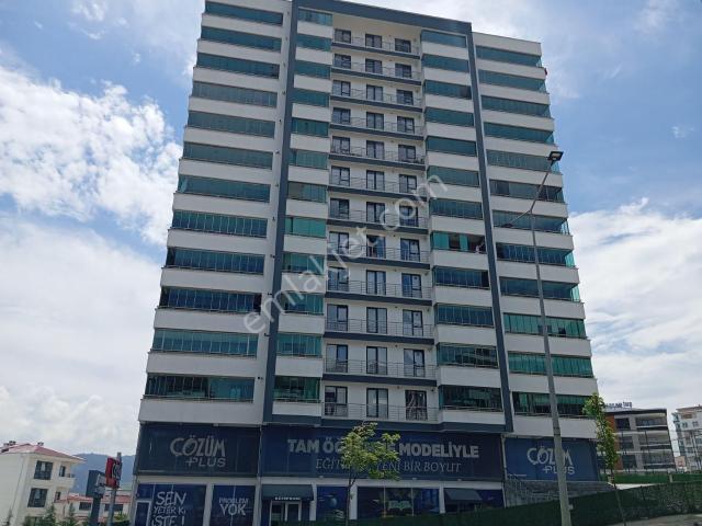 Remax Parla'dan Gebi Cad.ustunde Tepecik Yaşam Evler Satılık 3+1