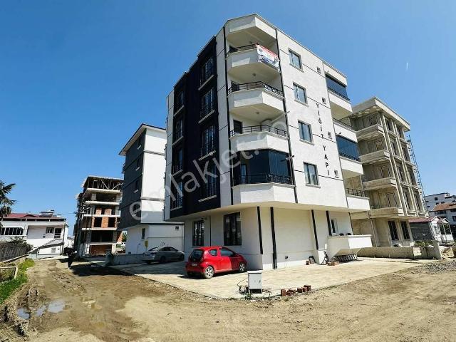 Re/max Rabia Saraçtan Çakırlarda Satılık 1+1 Daire