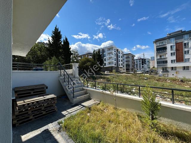 Remax Rahşan Çam'dan Tramvaya Durağına Yakın Geniş 2+1 Daire