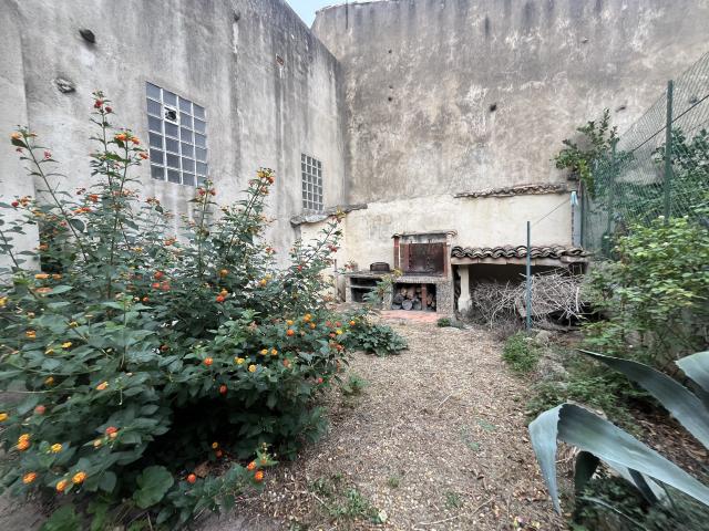 REMISE AVEC EXTERIEUR