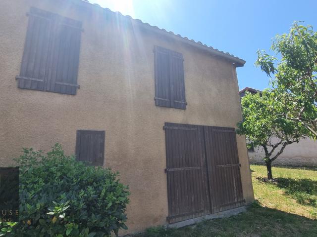 REMISE GRANGE STOCKAGE
