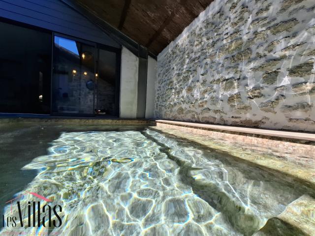 Remise rénovée avec deux logements locatifs indépendants D. 204m² Narbonne