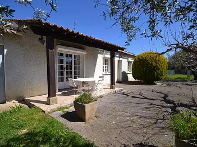 Remoulins 30210 Achat / Vente maison 5 pièces t5 jardin terrasse