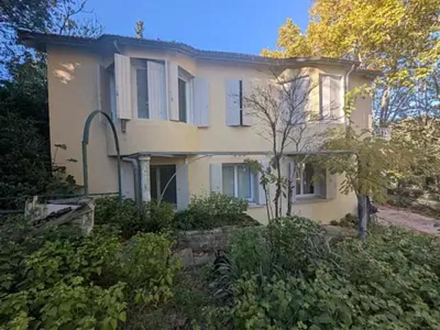 Remoulins 30210 Achat / Vente maison 8 pièces t8 jardin terrasse