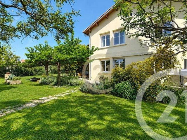 REMOULINS, maison à vendre, 6 pièces, 130 m²
