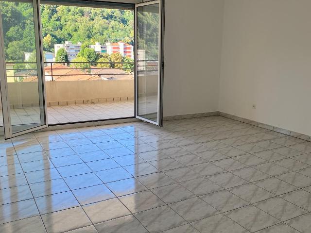 Rent a 3 ½ rooms apartment in Chiasso Flatfox