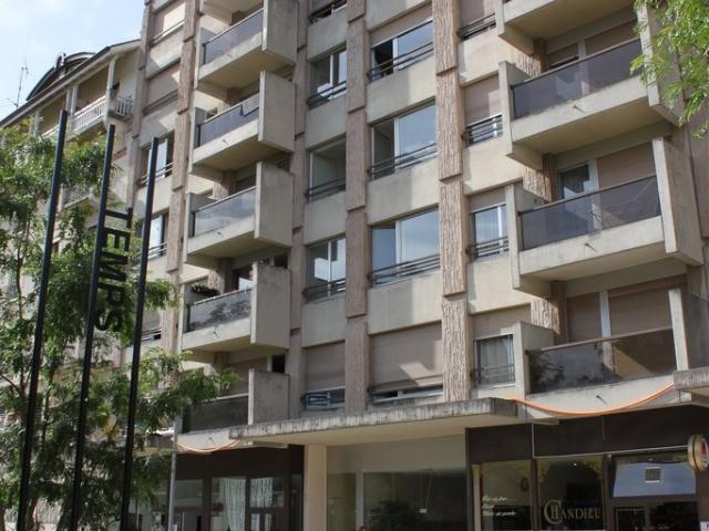 Rent a 3 rooms apartment in Genève Flatfox