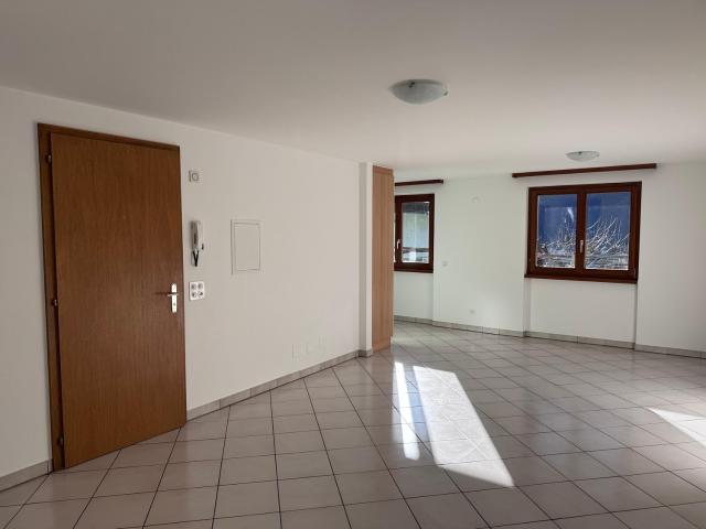 Rent a 3 ½ rooms apartment in Giornico Flatfox