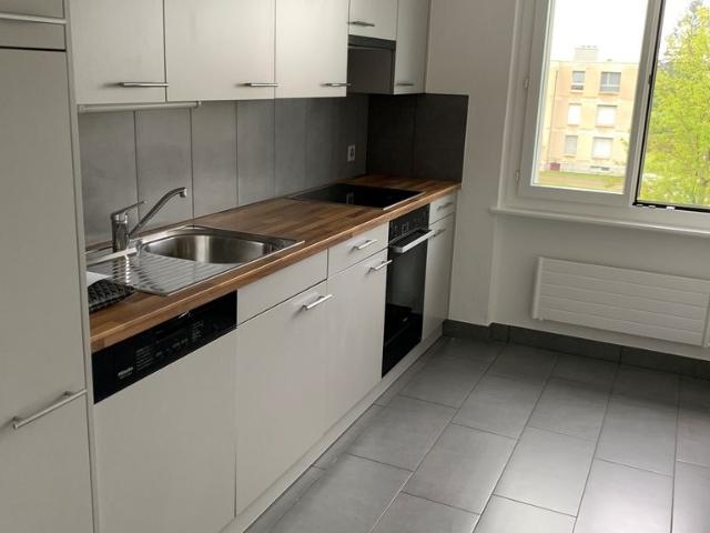 Rent a 3 rooms apartment in Hauterive Flatfox