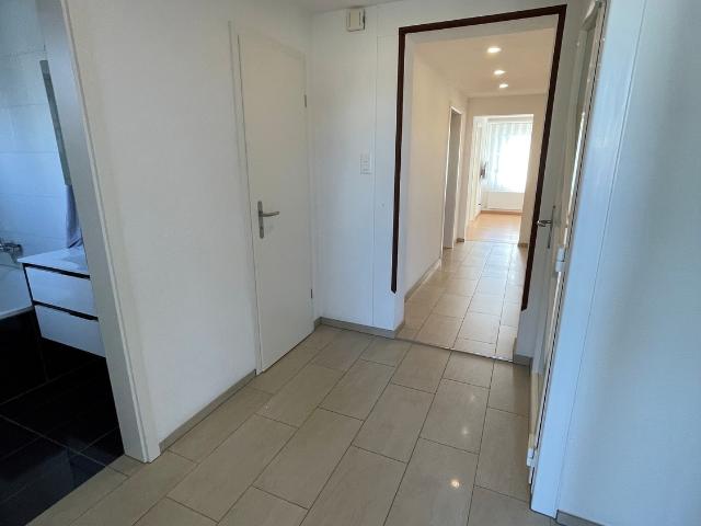 Rent a 3 ½ rooms apartment in Oftringen Flatfox