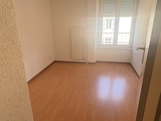 Rent a 3 rooms apartment in Le Locle Flatfox