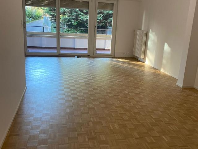 Rent a 3 ½ rooms apartment in Lutry Flatfox