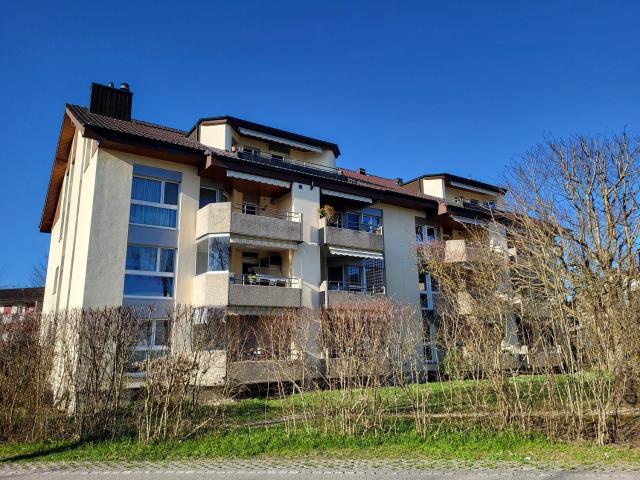 Rent a 3 ½ rooms apartment in Lyss Flatfox
