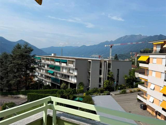 Rent a 3 rooms apartment in Minusio Flatfox