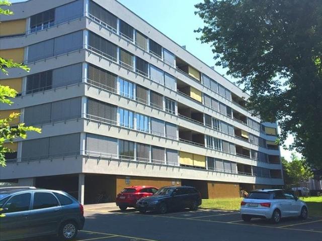 Rent a 3 ½ rooms apartment in Nidau Flatfox