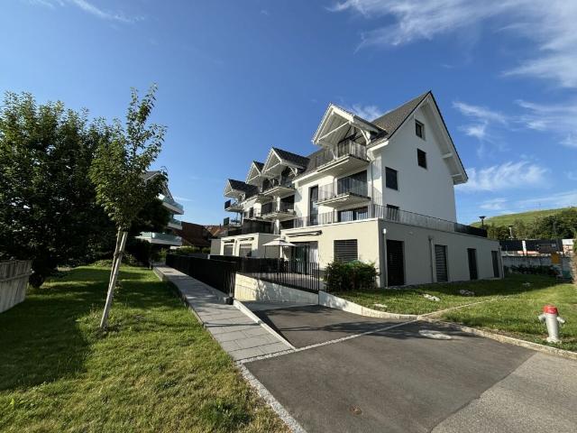 Rent a 3 ½ rooms apartment in Studen BE Flatfox
