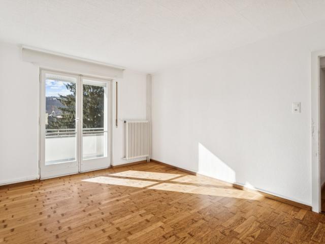 Rent a 3 rooms apartment in Ste Croix Flatfox