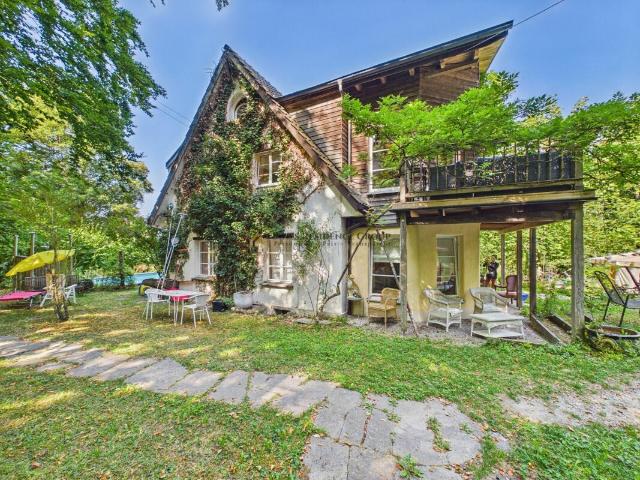 Rent a 3 rooms apartment in Uetliberg Flatfox
