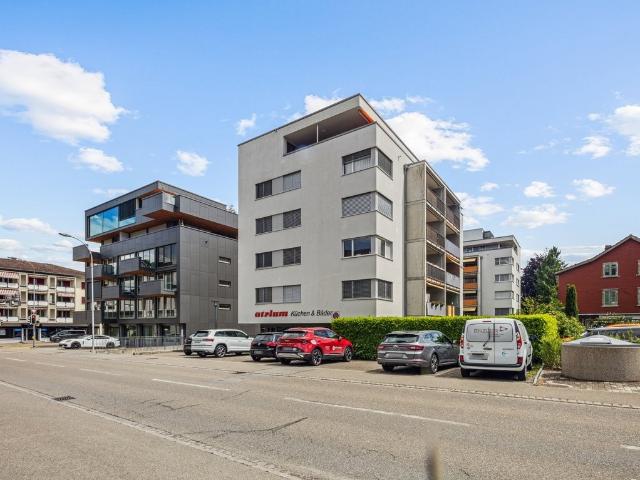 Rent a 3 ½ rooms attic flat in Niederuzwil Flatfox