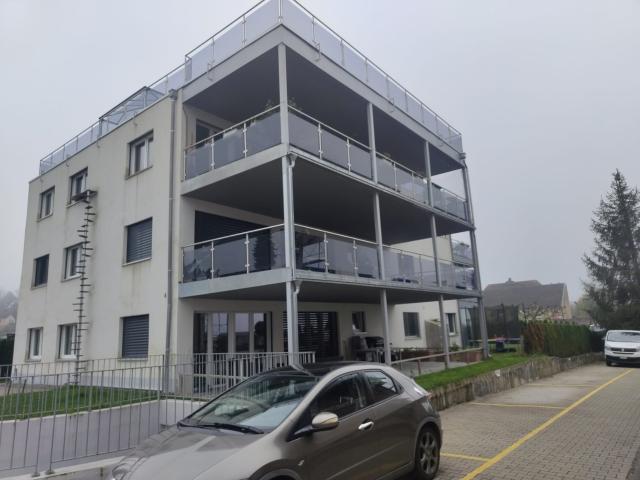 Rent a 3 rooms attic flat in Riken Flatfox