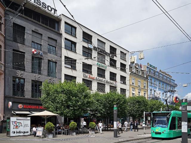 Rent a 3 ½ rooms duplex in Basel Flatfox