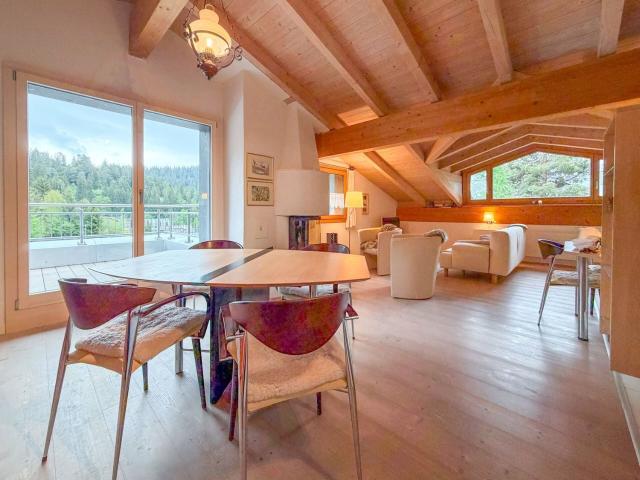 Rent a 3 ½ rooms roof flat in Laax GR Flatfox